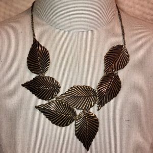 Leaf shaped necklace